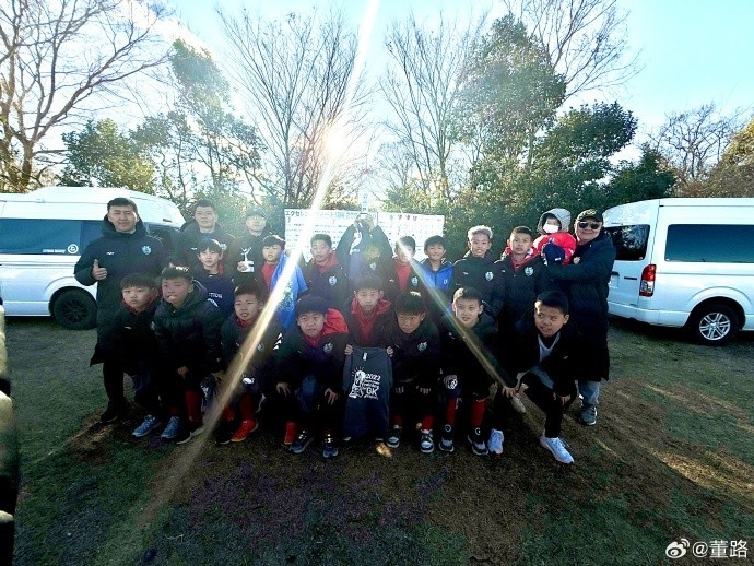  8戰(zhàn)全勝奪日本杯賽冠軍！中國足球小將發(fā)布感謝信