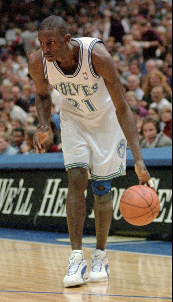  KG：你以為我喜歡狼隊老板那個XX？我們來NBA就是工作&拿錢回家