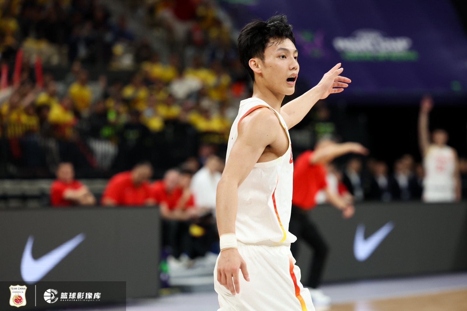 首發(fā)出戰(zhàn)不在狀態(tài)！徐杰全場3中0沒得分 拿到3板1助2斷另2失誤